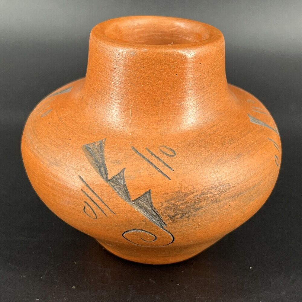 Vintage Southwestern Stoneware Pottery Mini Pot Vase Carved Design Signed 2006